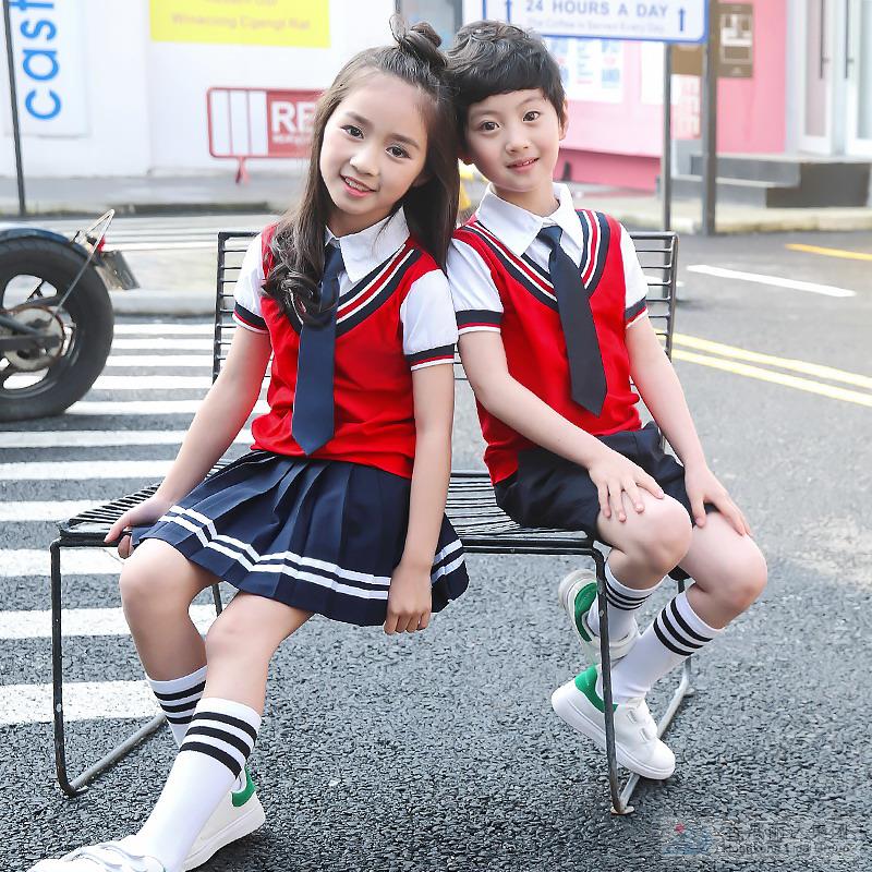 Pull d'uniforme scolaire
